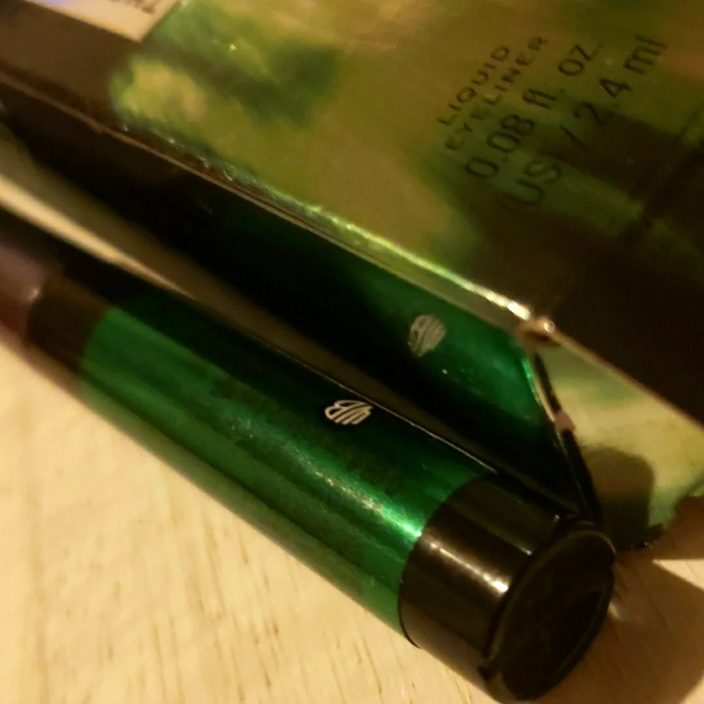 ❇️Revolution x Matrix DISCONTINUED System Failure Eyeliner NWT